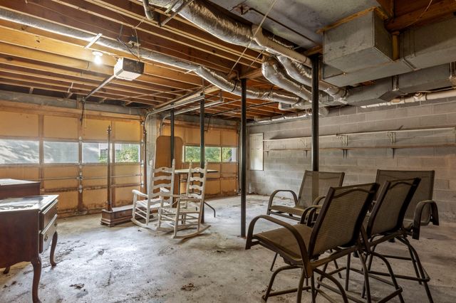 2414 W Wind Drive, Soddy Daisy, TN 37379