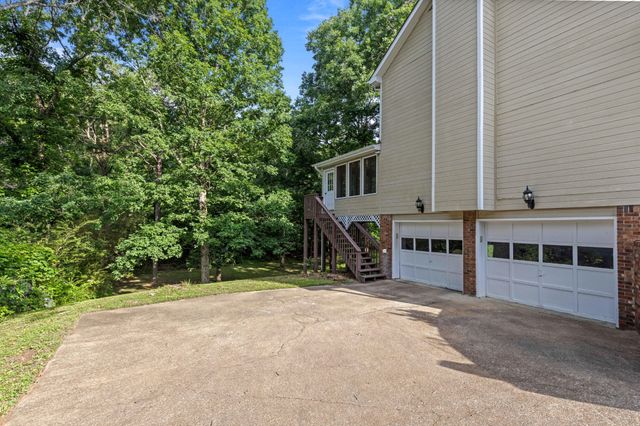2414 W Wind Drive, Soddy Daisy, TN 37379