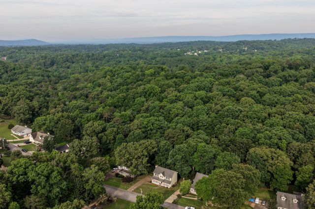 2414 W Wind Drive, Soddy Daisy, TN 37379