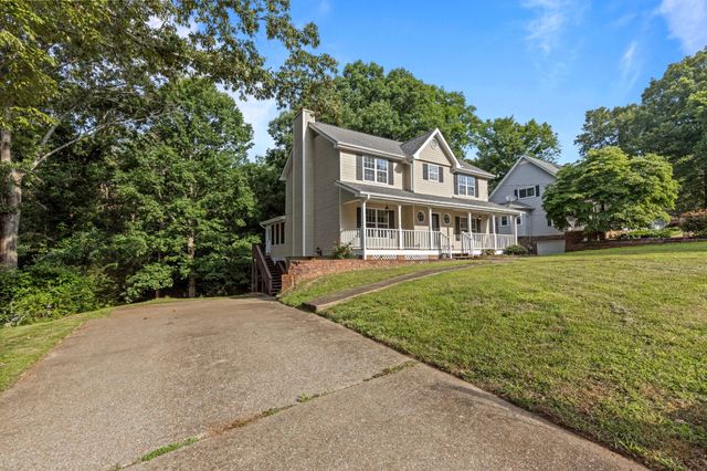2414 W Wind Drive, Soddy Daisy, TN 37379