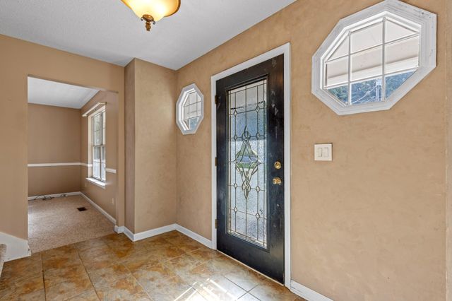 2414 W Wind Drive, Soddy Daisy, TN 37379