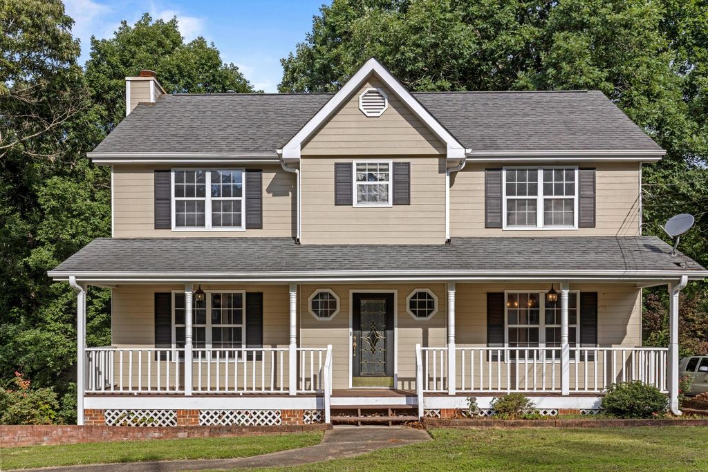 2414 W Wind Drive, Soddy Daisy, TN 37379