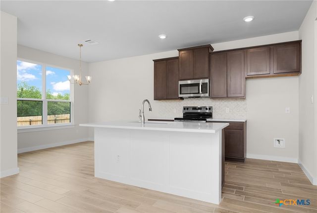 1029 Tabernacle Street, Seguin, TX 78155