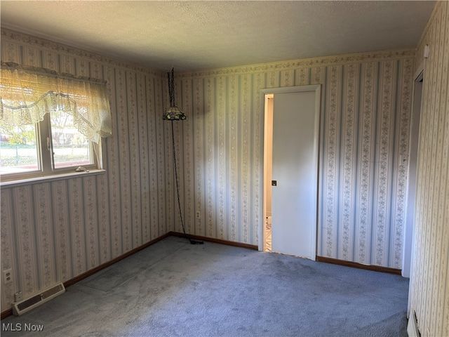 1025 Timothy Lane, Cleveland, OH 44109