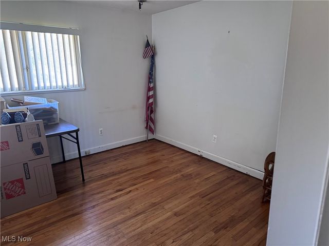 1025 Timothy Lane, Cleveland, OH 44109