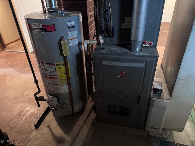 1025 Timothy Lane, Cleveland, OH 44109