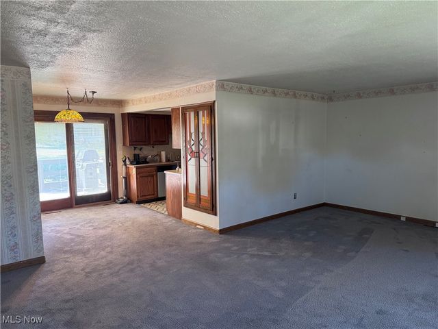 1025 Timothy Lane, Cleveland, OH 44109