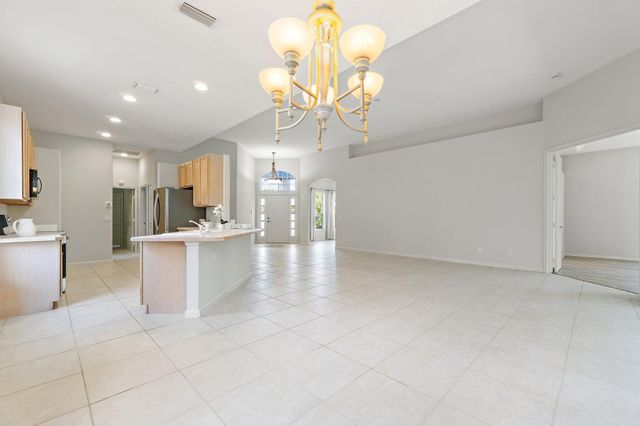 1327 NW Mossy Oak Way, Jensen Beach, FL 34957