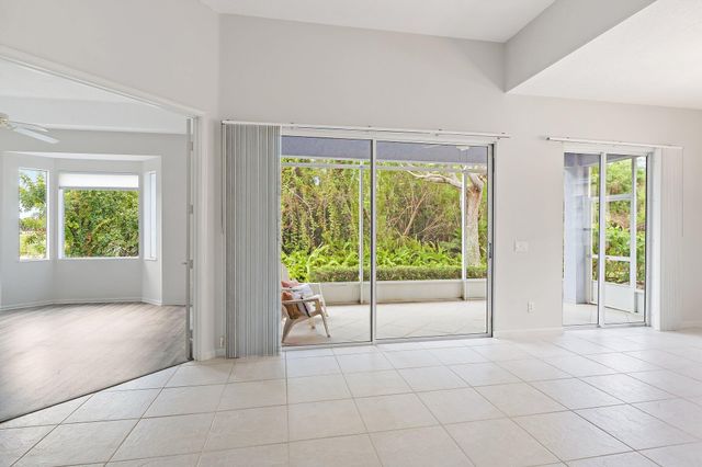 1327 NW Mossy Oak Way, Jensen Beach, FL 34957