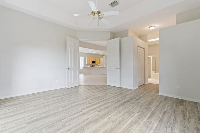 1327 NW Mossy Oak Way, Jensen Beach, FL 34957