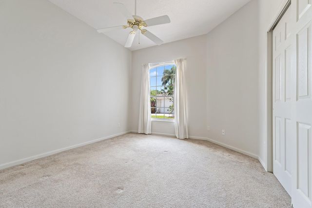 1327 NW Mossy Oak Way, Jensen Beach, FL 34957