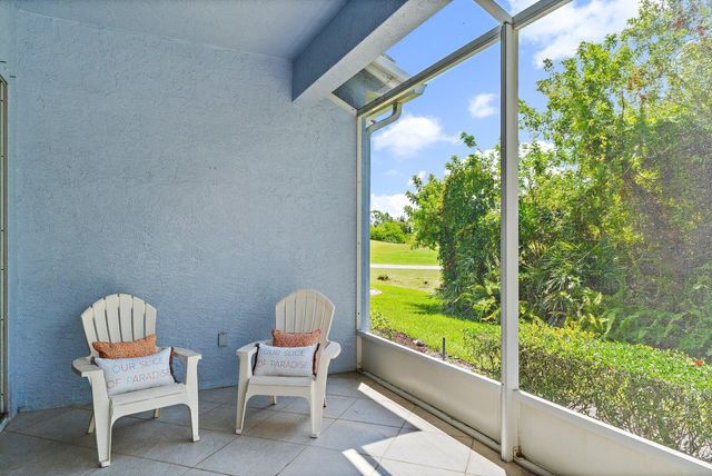 1327 NW Mossy Oak Way, Jensen Beach, FL 34957