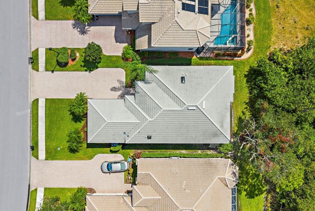 1327 NW Mossy Oak Way, Jensen Beach, FL 34957