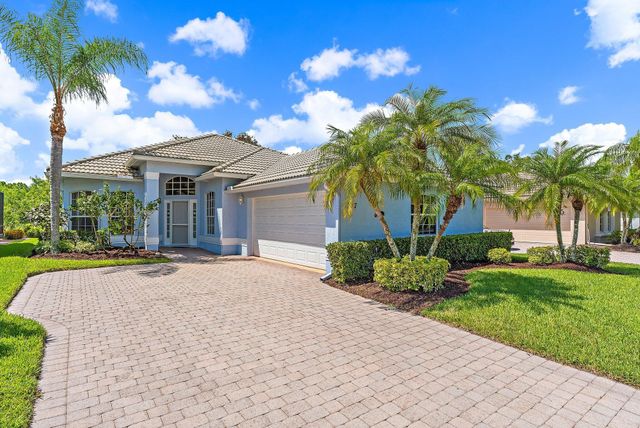 1327 NW Mossy Oak Way, Jensen Beach, FL 34957