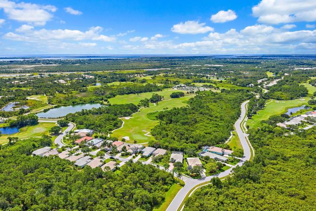 1327 NW Mossy Oak Way, Jensen Beach, FL 34957