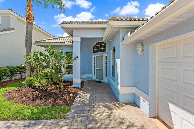 1327 NW Mossy Oak Way, Jensen Beach, FL 34957