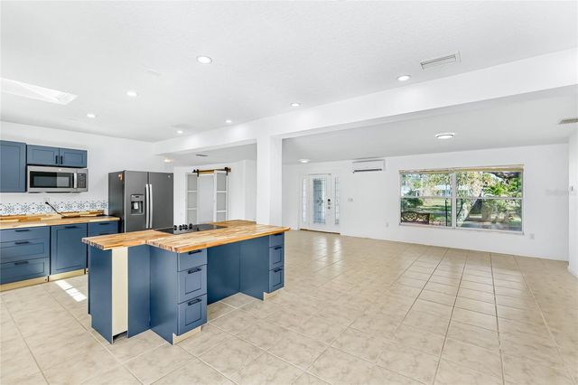 333 SALLY LEE DRIVE, Ellenton, FL 34222