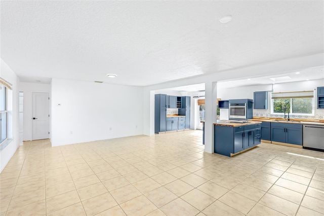 333 SALLY LEE DRIVE, Ellenton, FL 34222