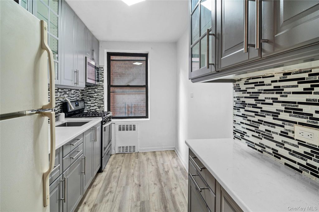 102-36 64 Avenue 3D, Forest Hills, NY 11375