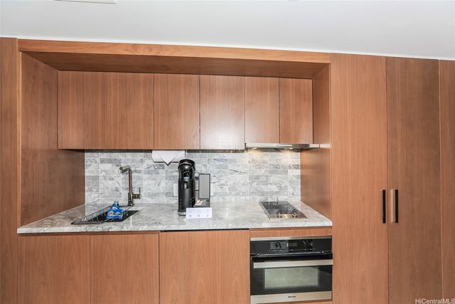 2139 Kuhio Avenue 1103, Honolulu, HI 96815