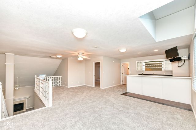 9532 Pinecreek Drive, Indianapolis, IN 46256