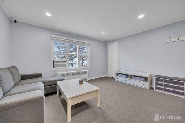 29-B Garfield Park, Edison, NJ 08837