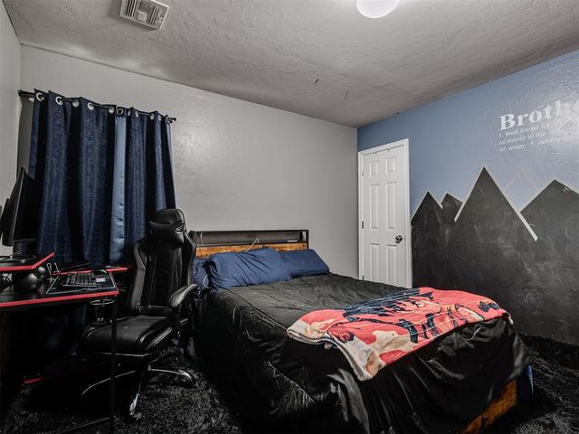 9604 Kindsey Avenue, Oklahoma City, OK 73160