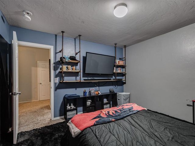 9604 Kindsey Avenue, Oklahoma City, OK 73160