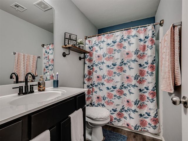 9604 Kindsey Avenue, Oklahoma City, OK 73160