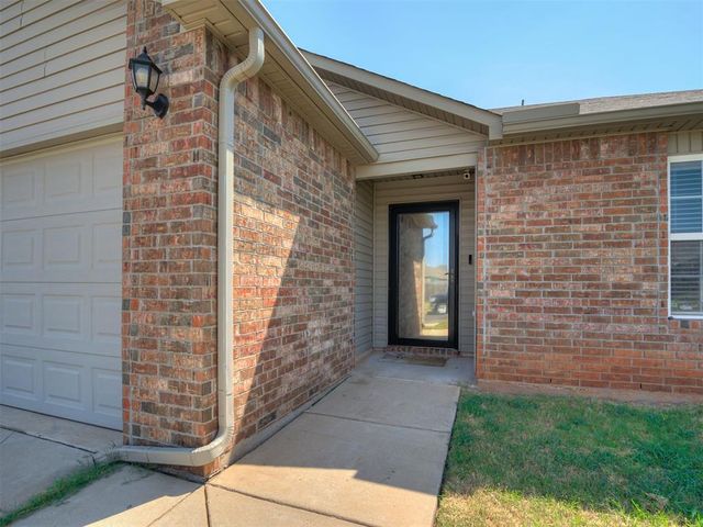 9604 Kindsey Avenue, Oklahoma City, OK 73160