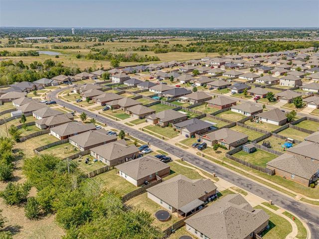 9604 Kindsey Avenue, Oklahoma City, OK 73160