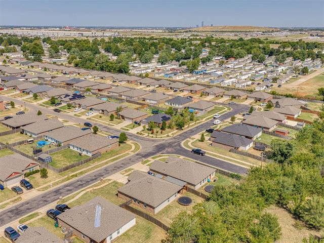 9604 Kindsey Avenue, Oklahoma City, OK 73160
