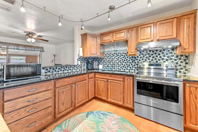 5709 SE Indigo Avenue, Stuart, FL 34997