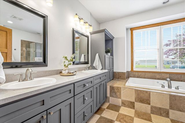 1101 Maple Drive, Hudson, WI 54016