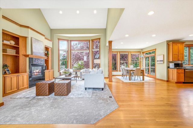 1101 Maple Drive, Hudson, WI 54016