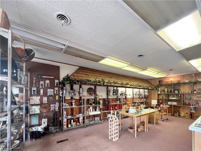 830 Main Street, Follansbee, WV 26037