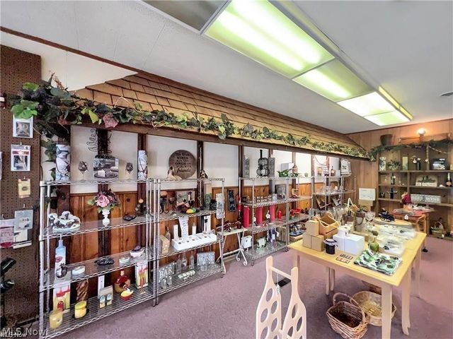 830 Main Street, Follansbee, WV 26037
