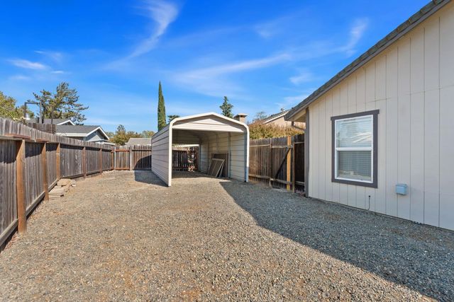 2799 Summerfield Dr, West Sacramento, CA 95691