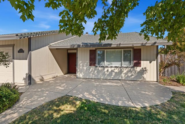 2799 Summerfield Dr, West Sacramento, CA 95691