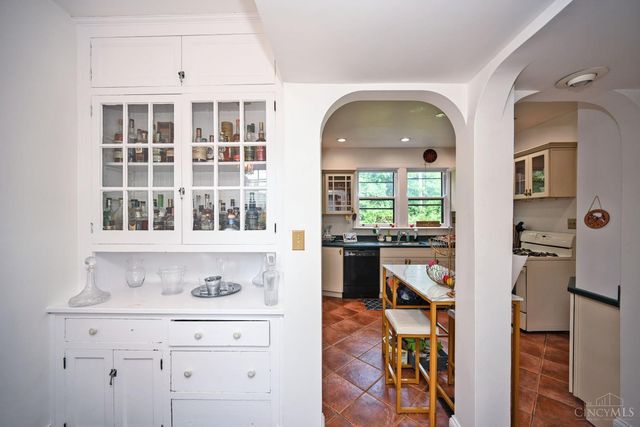 720 Red Bud Avenue, Cincinnati, OH 45229