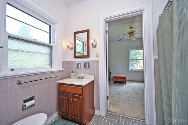 720 Red Bud Avenue, Cincinnati, OH 45229