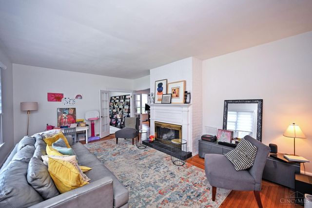 720 Red Bud Avenue, Cincinnati, OH 45229