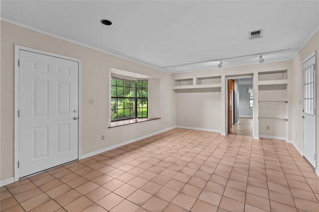 4848 Wickwillow, Alvin, TX 77511