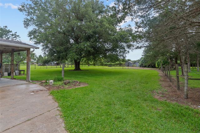 4848 Wickwillow, Alvin, TX 77511