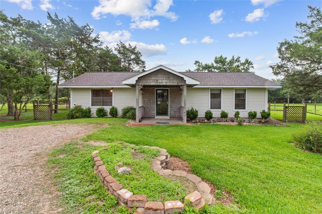 4848 Wickwillow, Alvin, TX 77511