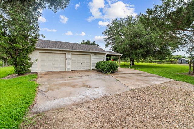 4848 Wickwillow, Alvin, TX 77511