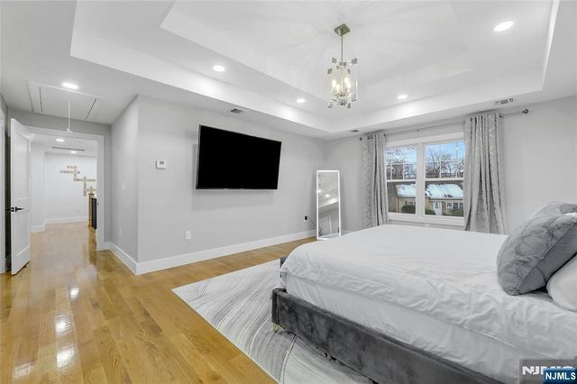 478 Luhmann Drive, New Milford, NJ 07646