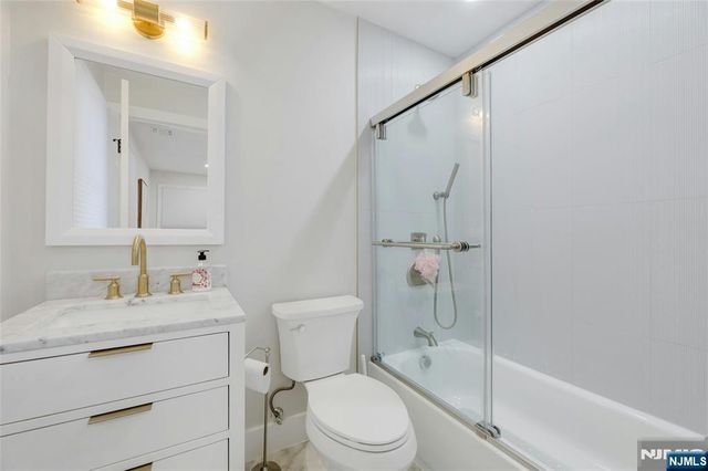 478 Luhmann Drive, New Milford, NJ 07646