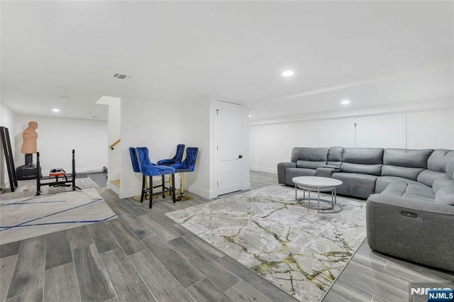 478 Luhmann Drive, New Milford, NJ 07646