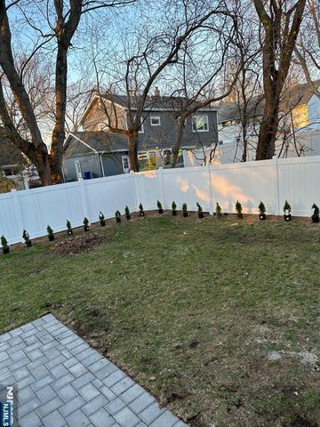 478 Luhmann Drive, New Milford, NJ 07646